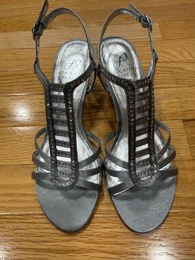 Adrianna Papell Metallic Silver T-Strap Evening Sandals